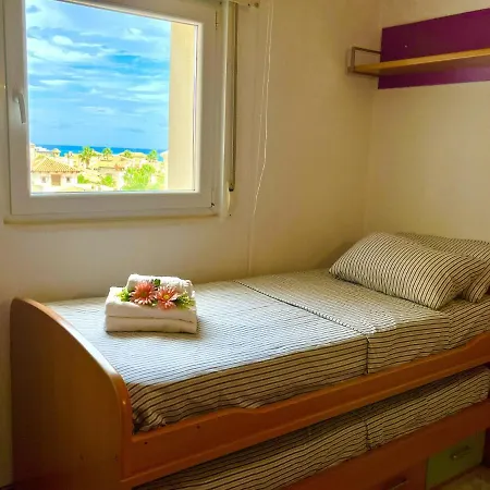 아파트 House Three By Gloove